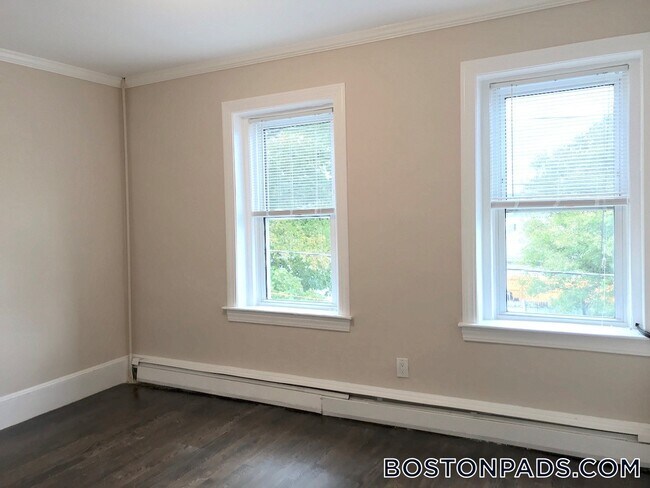 Photo - 286 Revere St Unit 3R