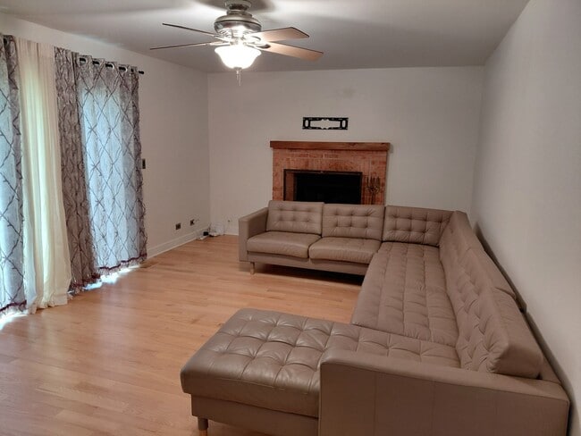 Photo - 530 Eagle Ridge Ln