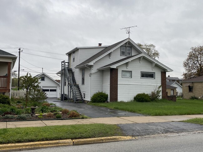 Exterior of Property - 2718 Ridge Rd Apartments