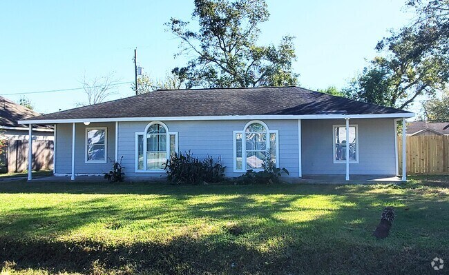 Building Photo - 114 Treasure Dr Rental