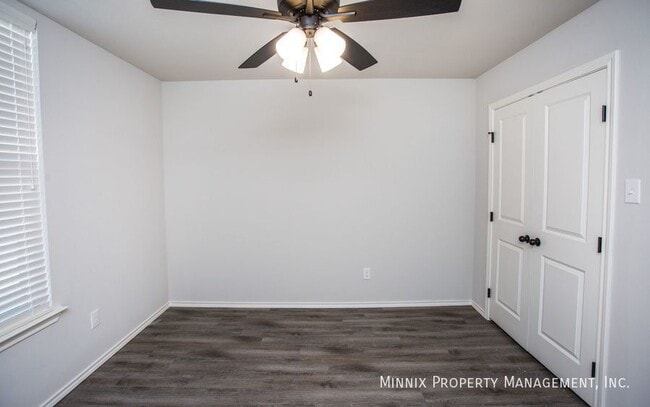 Photo - 2709 137th St