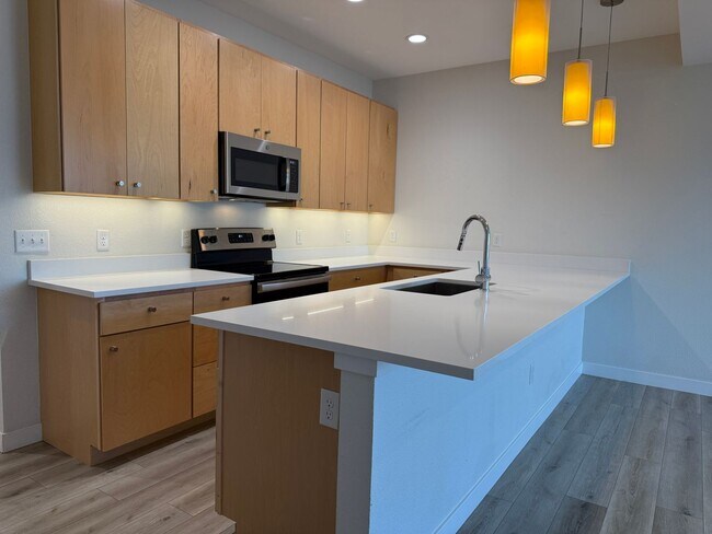 Photo - 2 Bed 3 bath 2 car townhome in OldTown Lafayette