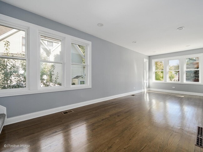 Photo - 5156 S Spaulding Ave