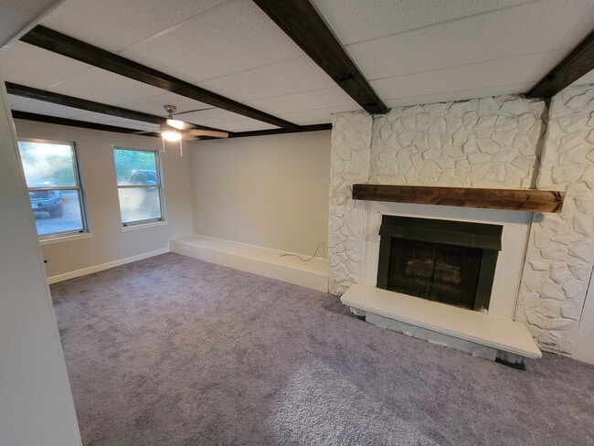 Photo - 7750 Mahoney Rd