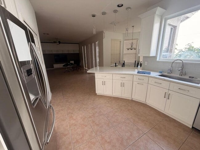 Photo - 1226 Avondale Ln