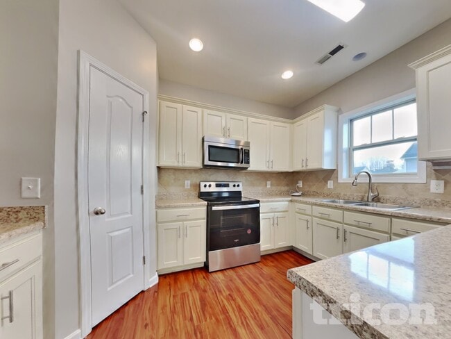 Photo - 89 Battery Way