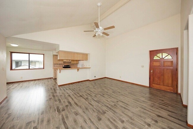 Photo - 25-064-64 Pukana la St