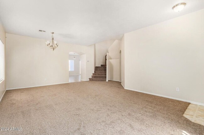 Photo - Spacious 7 bedroom in Maricopa!