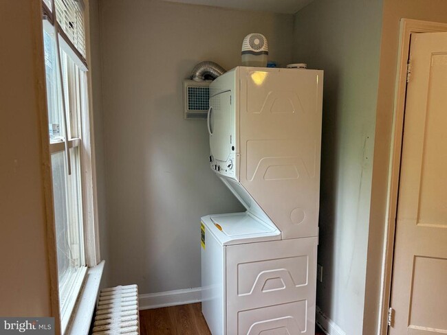 Photo - 102 O St SW Unit 1