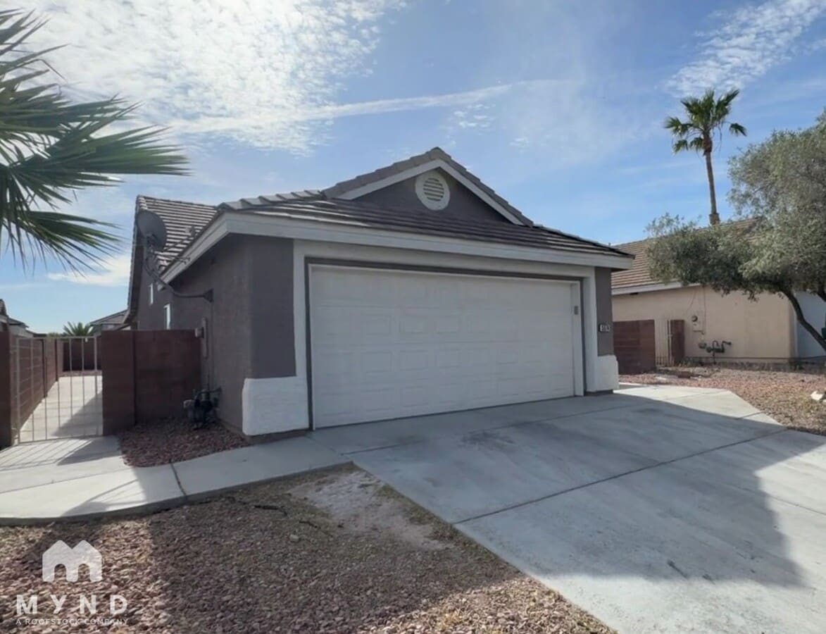 Photo - 5574 Crestlock Dr