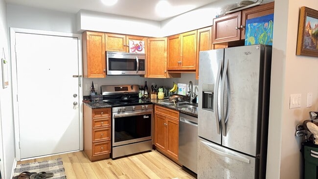 Building Photo - Fiddler's Cove Condo with Pool View- Walk ... Unit 7-K