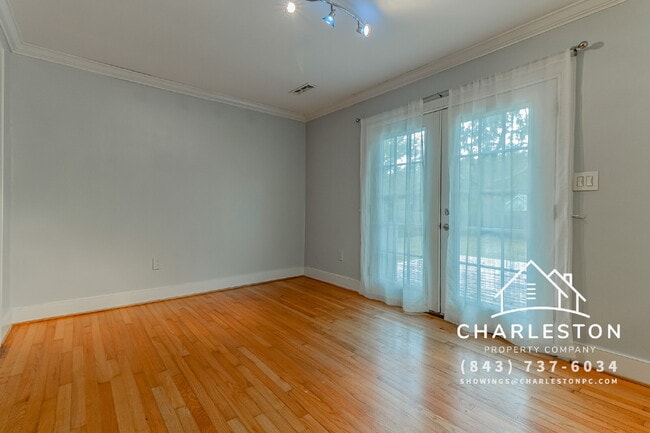 Photo - 1452 Birthright St