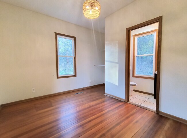 Photo - 2705 College Dr