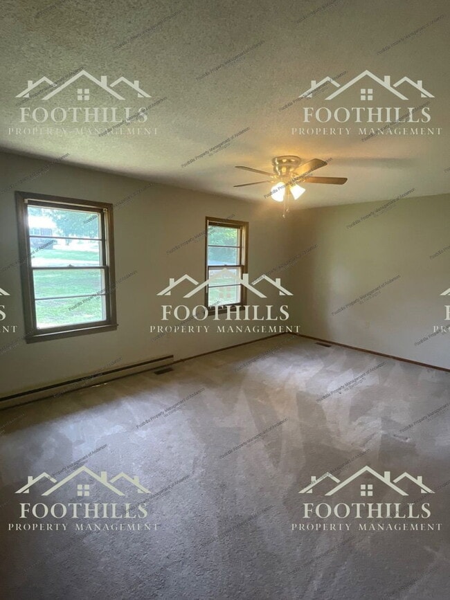 Photo - 301 Mcneil Dr