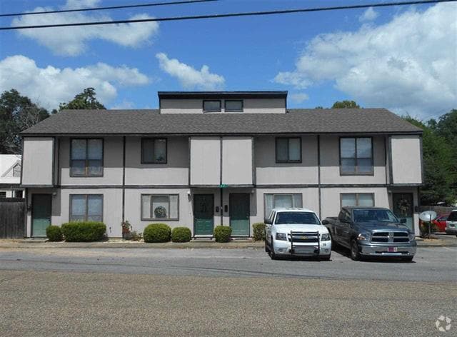 Building Photo - Brentwood 1 Rental