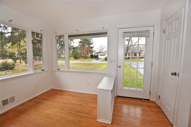 Photo - 300 Howland Ave