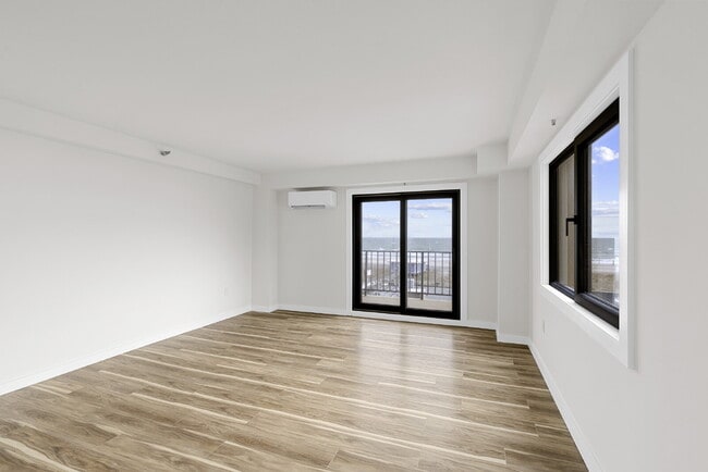 Photo - Boardwalk House A-02 | 1BR with Balcony, 549 SF Unit 402