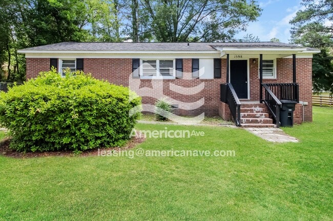 Building Photo - 1598 Bradley Rd