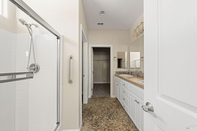 Photo - 505 Marianna Pl