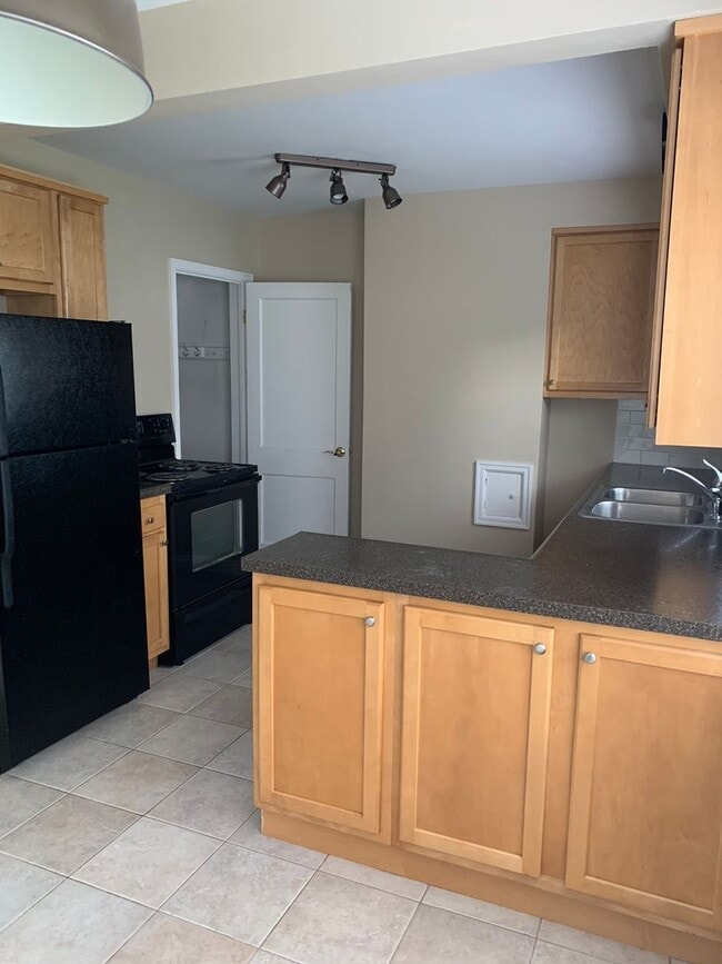 Photo - 842 7th Ave SW Unidad D842-844