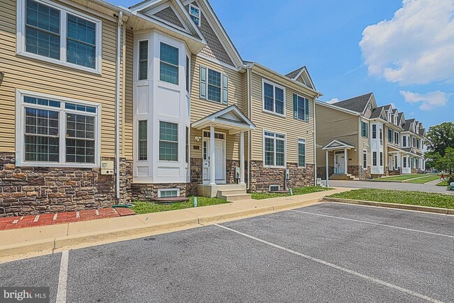 Photo - 3709 Fords Ln