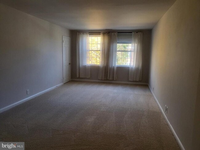 Photo - 3279 S Stafford St Unit B1