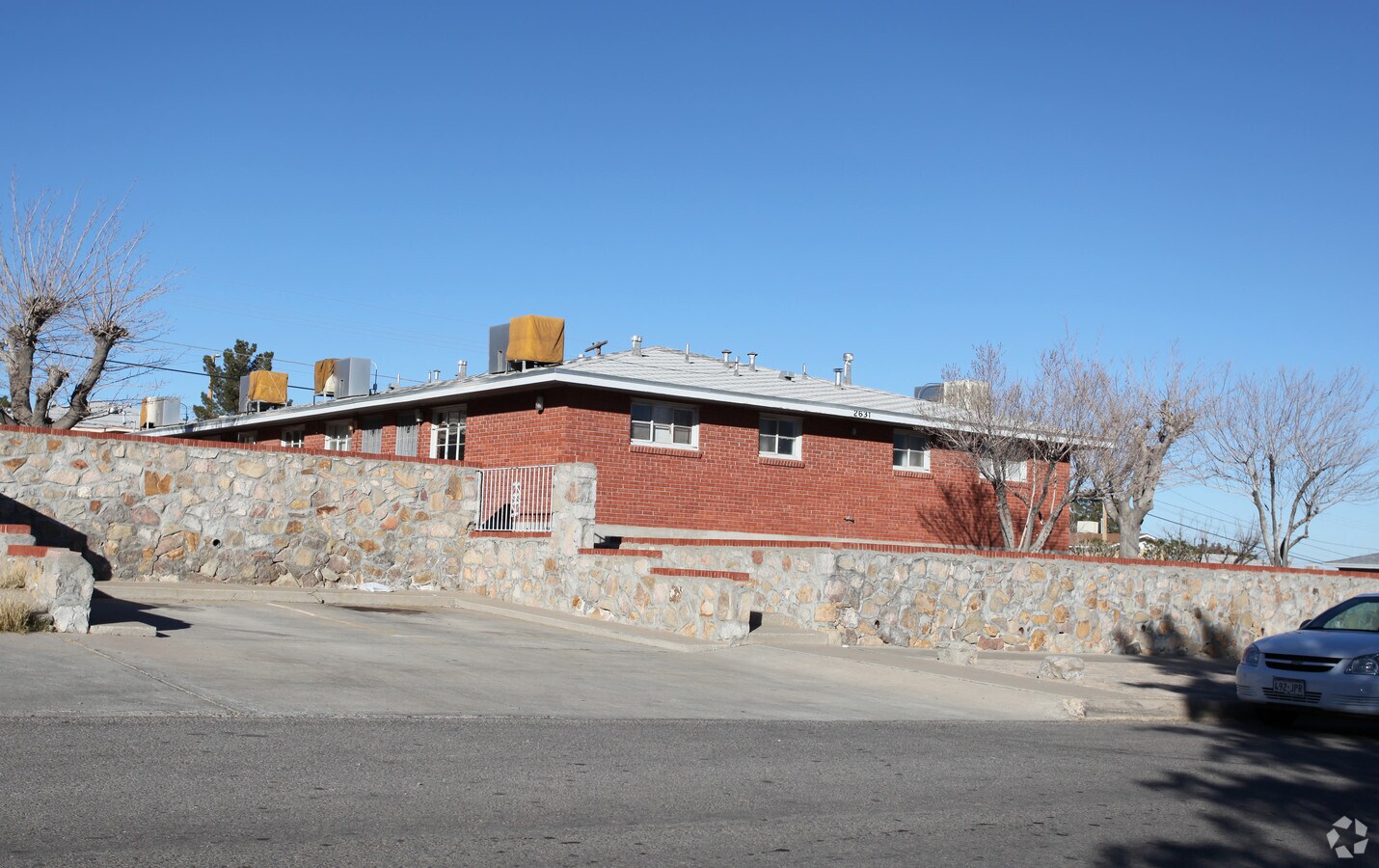 Photo - Morehead Apartments