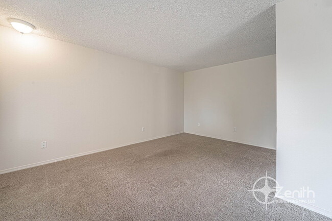 Photo - 3018 NE 78th Ave