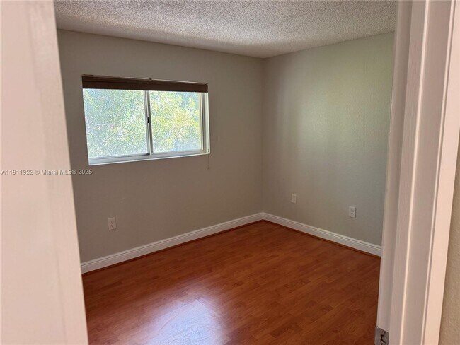 Photo - 14900 SW 82nd Terrace Unit 14-208