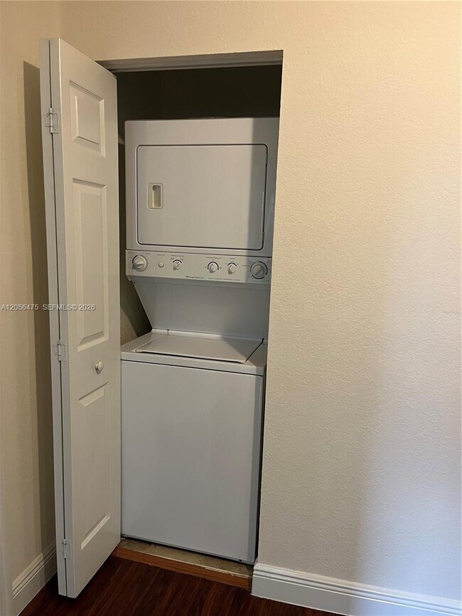 Photo - 2880 Pine Tree Dr Unit 12