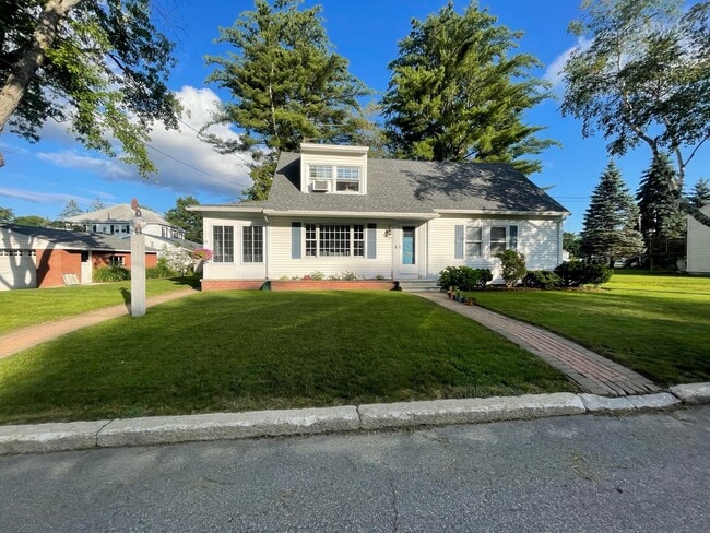 Front - 59 Maybrook Ave Unit 59 Maybrook ave  2