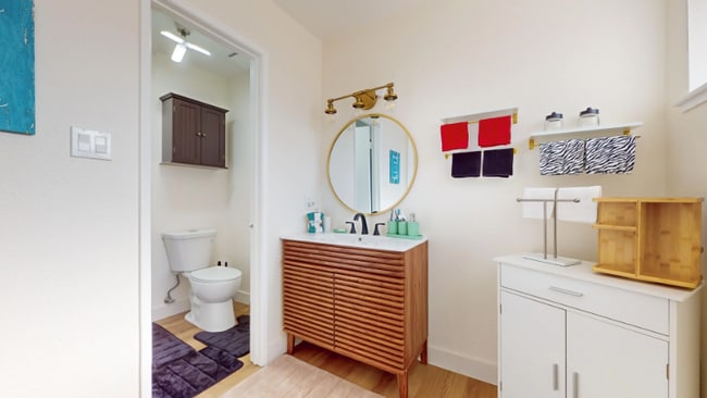 Photo - 7901 Aplin Ave