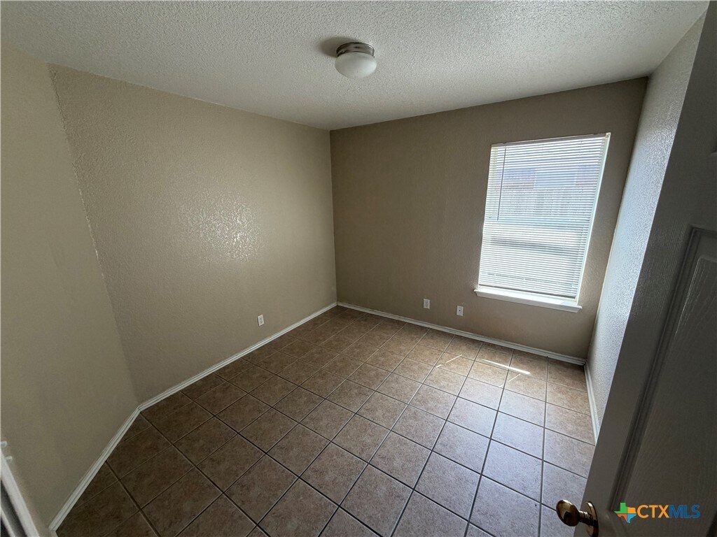 Photo - 220 Dale Earnhardt Dr