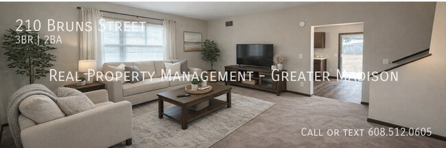 Photo - 210 Bruns St