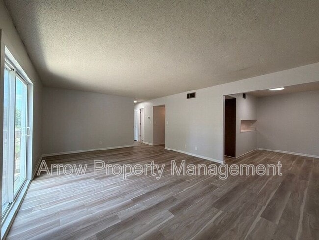 Photo - 515 N 13th St