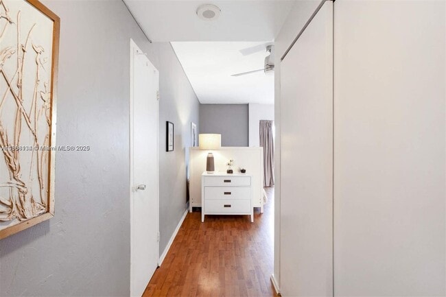 Photo - 880 NE 69th St Unidad 3J
