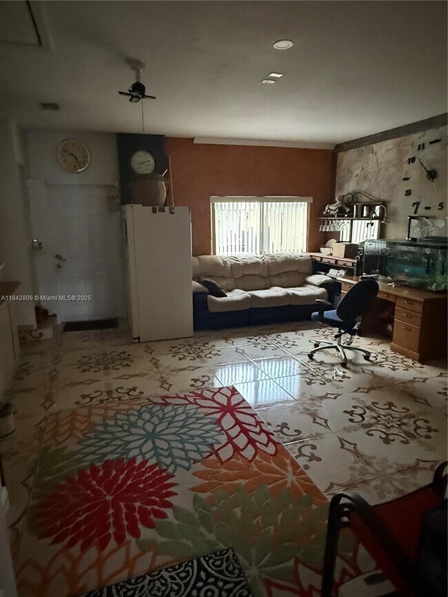 Photo - 16340 SW 52nd St