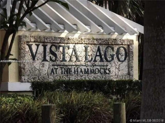 Building Photo - 15600 SW 106th Ln Unit 1004