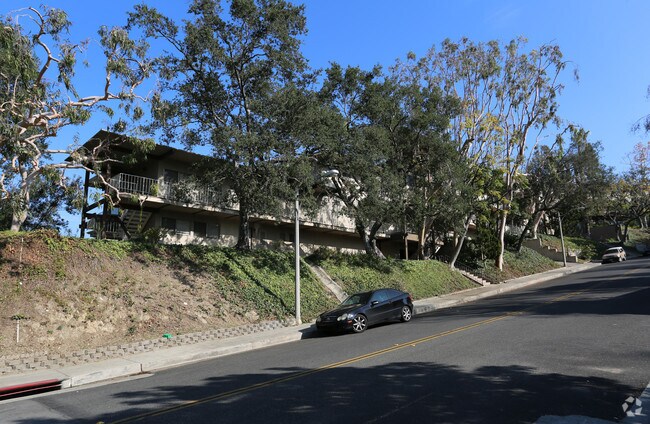 2051 Valderas Dr. - 2051 Valderas Dr