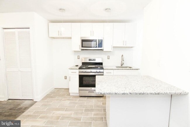 Photo - 5532 Market St