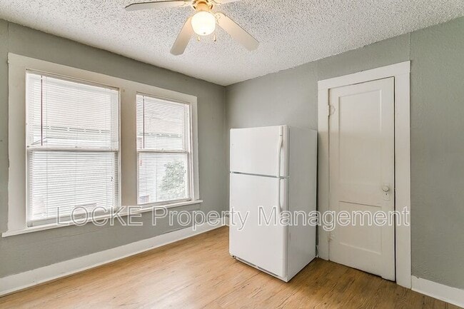 Photo - 1411 6th Ave