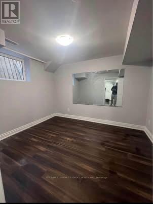 Photo - 102 Briarmeadow Crescent