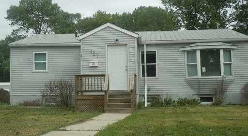 Building Photo - 127 17th St SE Unit 1