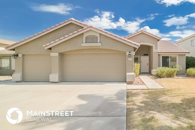 Building Photo - 7917 W Hess Ave