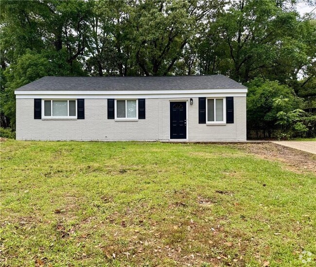 Building Photo - 4015 Meadowwood Curve Rental
