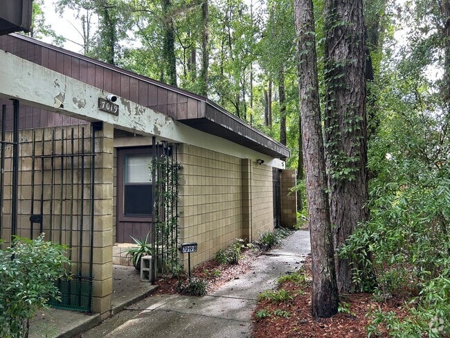 Building Photo - Great Unit In Green Leaf Rental