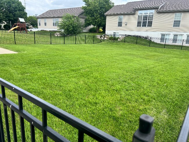 Photo - 1105 Centre Lake Dr