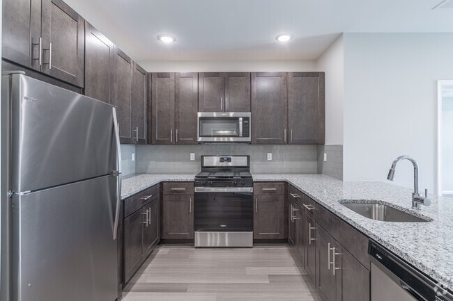 2 BR, 2 BA - Kitchen