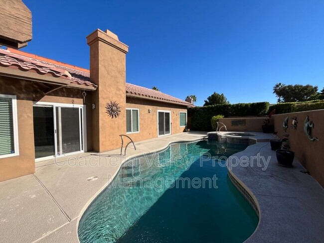 Photo - 77597 Carinda Ct