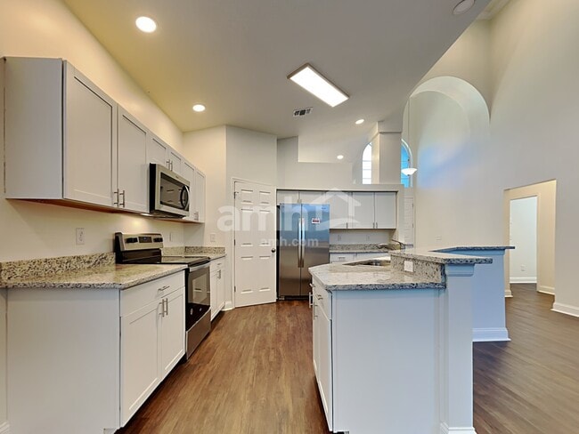 4316 Hanover Park Dr